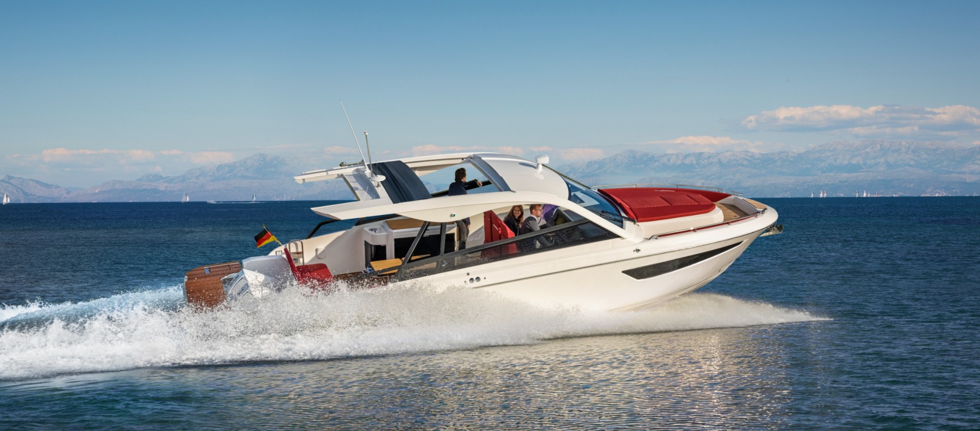 Bavaria VIDA 33, boat for sale