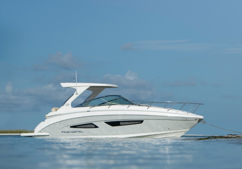 Discover Regal 33 Express