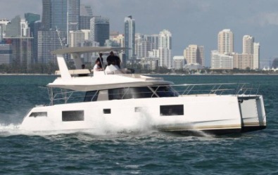 Hull lines optimized for perfect trim, stability and exceptional comfort at sea