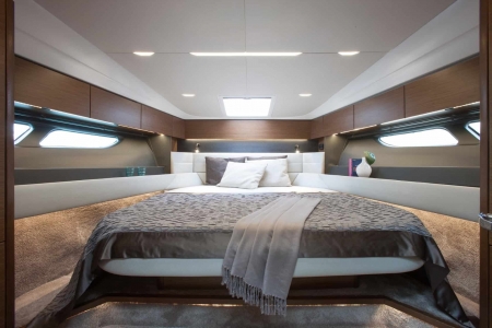 bavaria r40 fly image 6