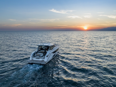 bavaria s33 ht new boat for sale - clipper marine uk image 8