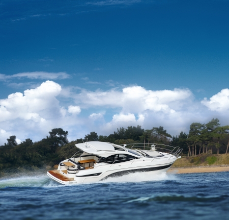 bavaria sr41 new boat for sale - clipper marine uk image 3