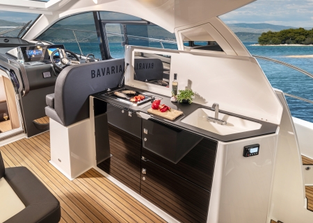 bavaria sr41 new boat for sale - clipper marine uk image 5