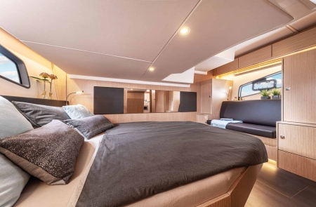 bavaria sr41 new boat for sale - clipper marine uk image 2