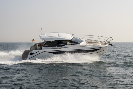 bavaria sr38 new boat for sale - clipper marine uk image 1