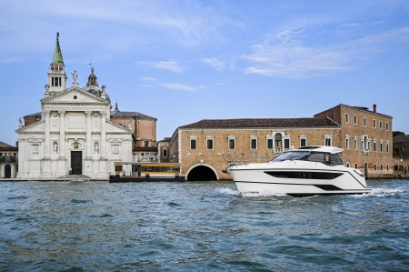 bavaria sr35 new boat for sale - clipper marine uk image 3