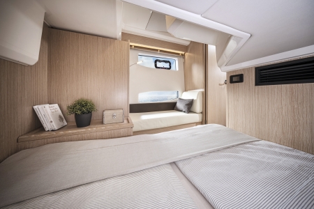 bavaria sr35 new boat for sale - clipper marine uk image 5