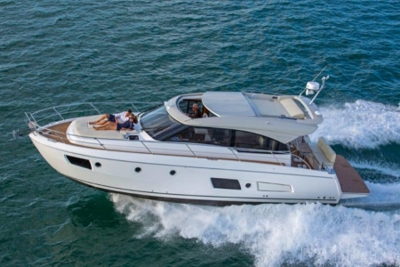 bavaria virtess 420 coupe new boat for sale - clipper marine uk image 9