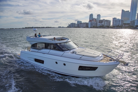 bavaria virtess 420 coupe new boat for sale - clipper marine uk image 2