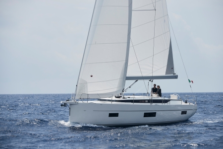 bavaria c50 new boat for sale - clipper marine uk image 8