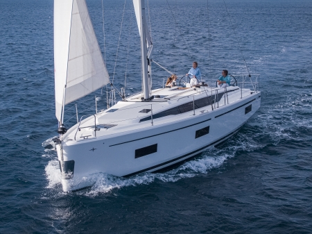 bavaria c42 new boat for sale - clipper marine uk image 5