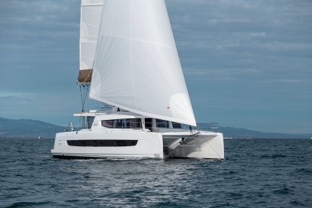 bali 4.8 new boat for sale - clipper marine uk image 2