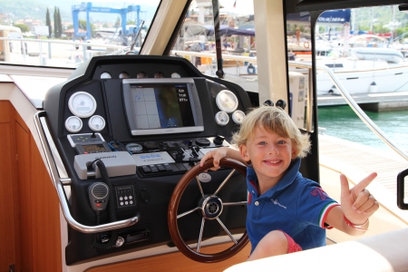 greenline 40 new boat for sale - clipper marine uk image 1