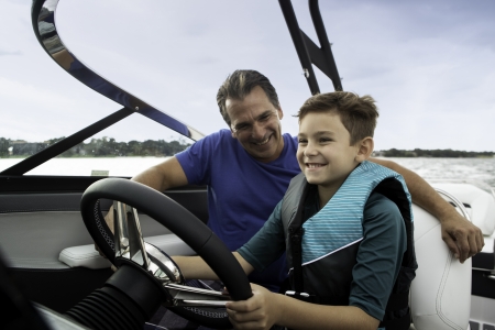 regal ls4 new boat for sale - clipper marine uk image 5