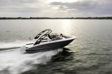 regal ls4 new boat for sale - clipper marine uk image 1