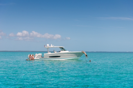 regal sav 38 new boat for sale - clipper marine uk image 2