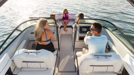 regal lx2 new boat for sale - clipper marine uk image 4