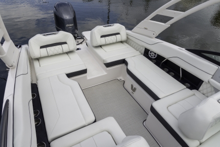 regal lx2 new boat for sale - clipper marine uk image 13