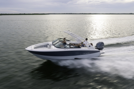 regal lx2 new boat for sale - clipper marine uk image 2