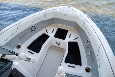 regal ls2 surf new boat for sale - clipper marine uk image 13