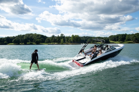 regal ls4 surf new boat for sale - clipper marine uk image 2