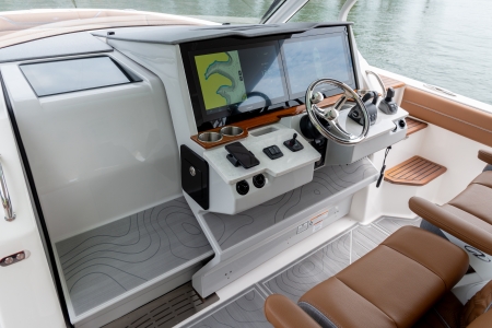 regal 38 surf new boat for sale - clipper marine uk image 8