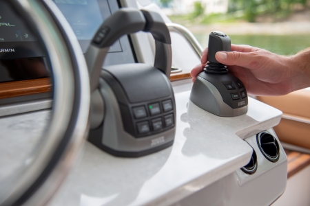 regal 38 surf new boat for sale - clipper marine uk image 13