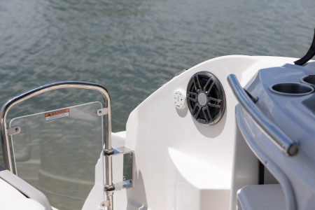 regal 28 express new boat for slae - clipper marine uk image 9