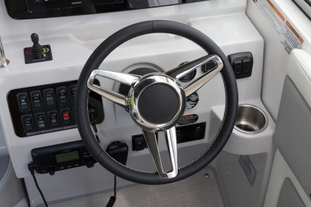 regal 28 express new boat for slae - clipper marine uk image 8