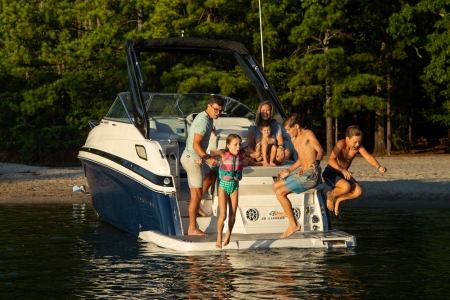 regal 28 express new boat for slae - clipper marine uk image 3