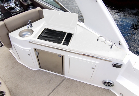 regal 33 express new boat for sale - clipper marine uk image 6