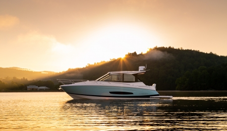 regal 36 grande coupe new boat for sale - clipper marine uk image 2