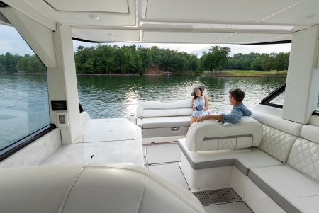 regal 36 grande coupe new boat for sale - clipper marine uk image 17