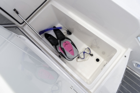 regal 36 xo new boat for sale - clipper marine uk image 9