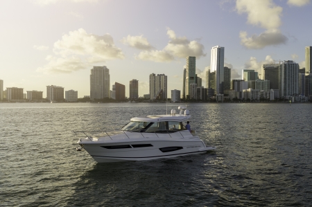 regal 38 grande coupe new boat for sale - clipper marine uk image 15