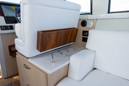 regal 38 grande coupe new boat for sale - clipper marine uk image 9