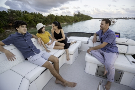 regal 38 fly new boat for sale - clipper marine uk image 13