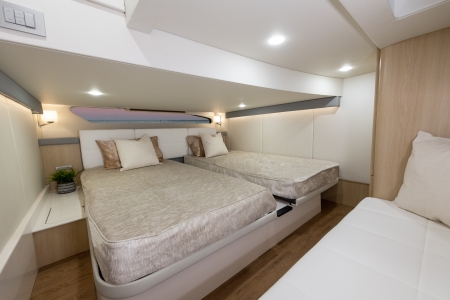 regal 42 xo new boat for sale - clipper marine uk image 16