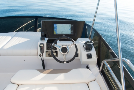 regal 42 fly new boat for slae - clipper marine uk image 11