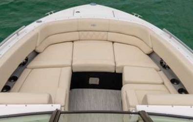 Spacious Bow Seating