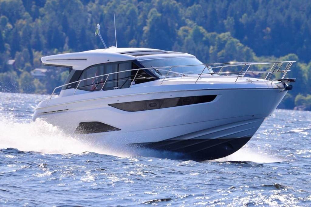 Bavaria VIRTESS 420 COUPE