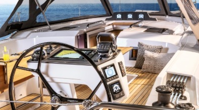 How do I choose the right new boat for my needs?