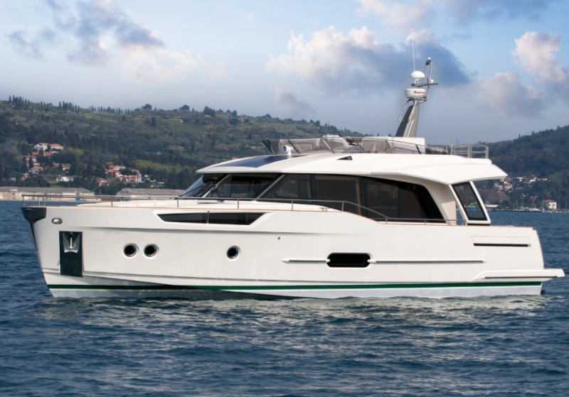 Discover Greenline 48 Fly