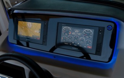 Regal LS2 Surf, water sports display