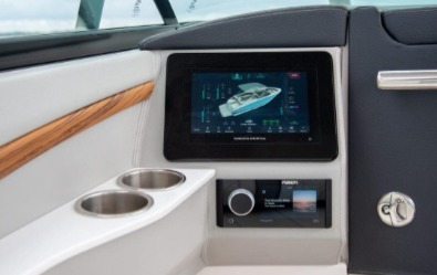 Regal LS9, digital switching