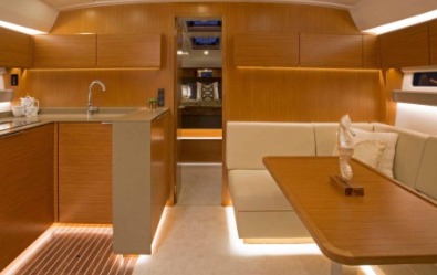 Bavaria S45 OPEN, elegance